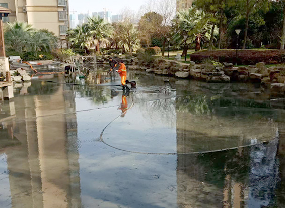 崇礼景观池淤泥清理